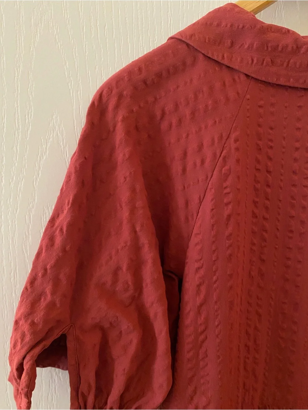 FREE THE ROSES Stripe Texture Tiered Collared Midi Dress in Red - S - Picture 14 of 16